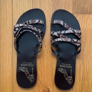 Saks Fifth Avenue 10022-SHOE